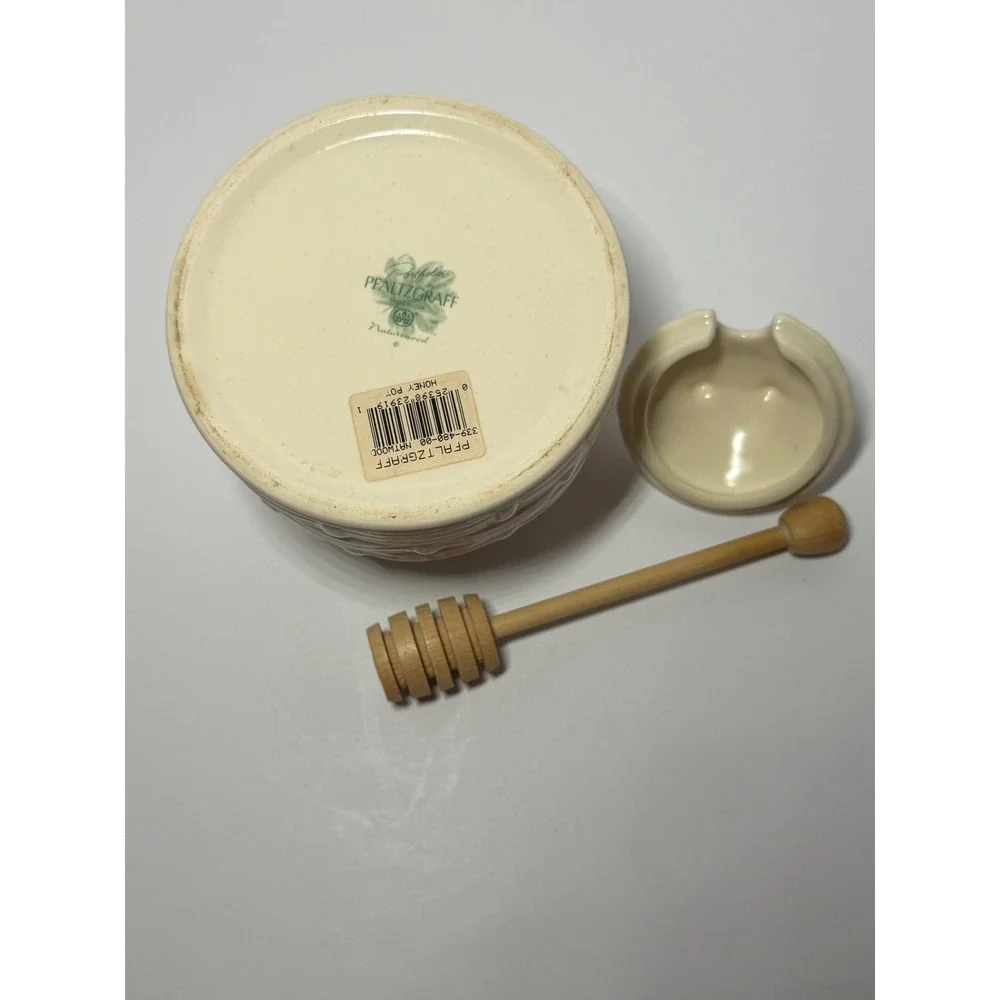 Pfaltzgraff Naturewood Beehive Honey Pot with Lid and Wooden Dipper 339-480-00